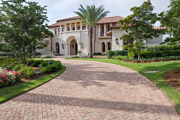 Best Affordable Driveway Pavers  in Lewisburg, KY
